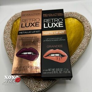 Revolution Retro Luxe Metallic and Matte Lip Kit Duo